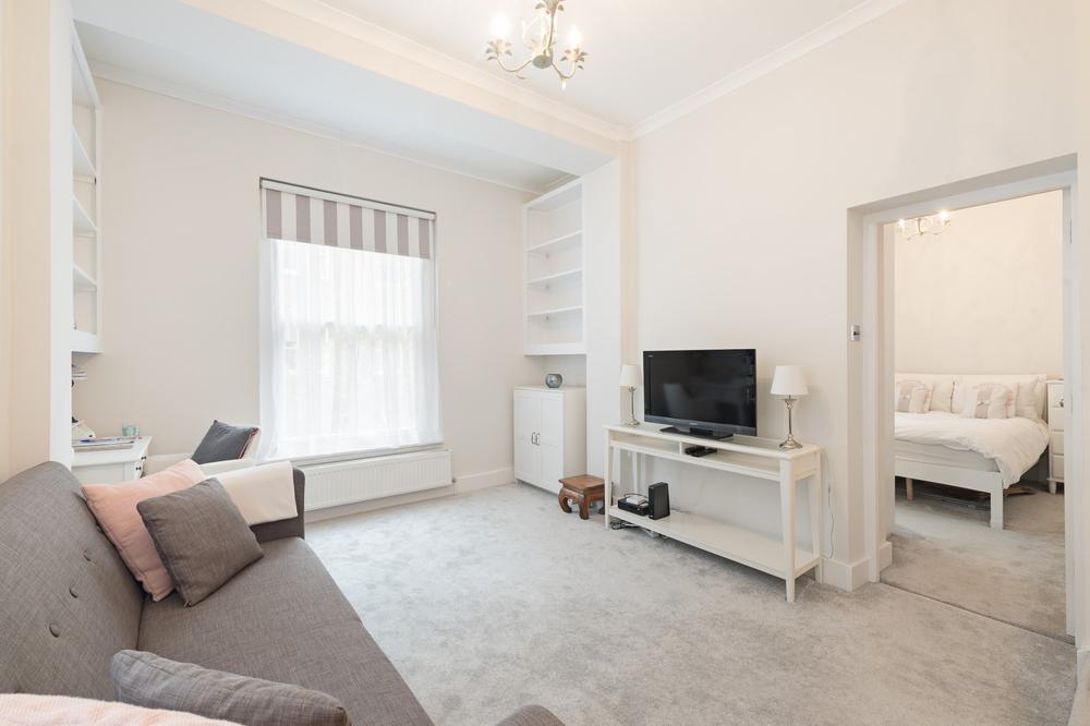 Nevern Square, Earls Court 4